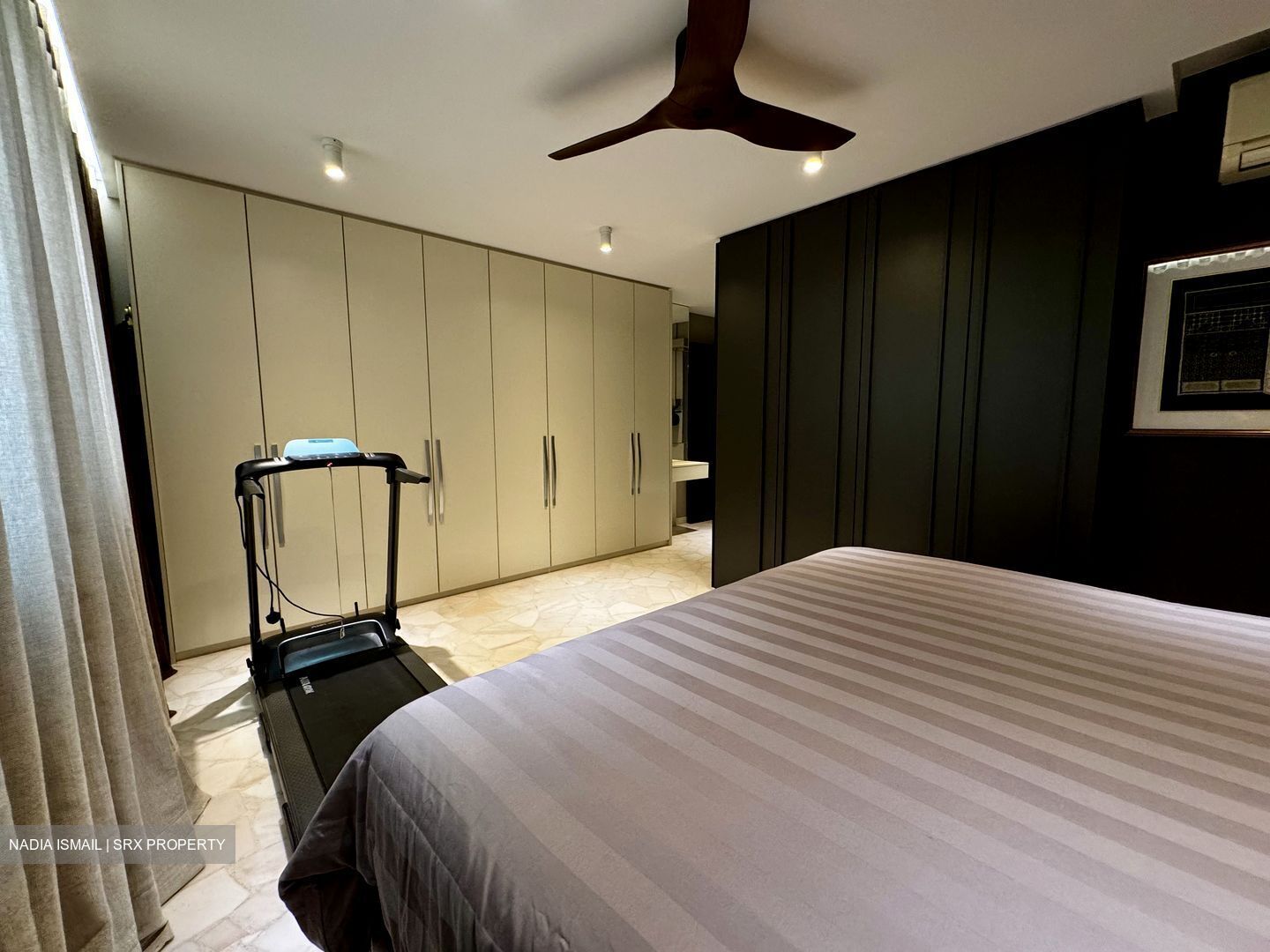 Blk 221 Pasir Ris Street 21 (Pasir Ris), HDB Executive #472680191